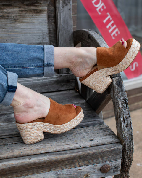 SOLSTICE ESPRDRILLE WEDGE BY CORKY'S - COGNAC