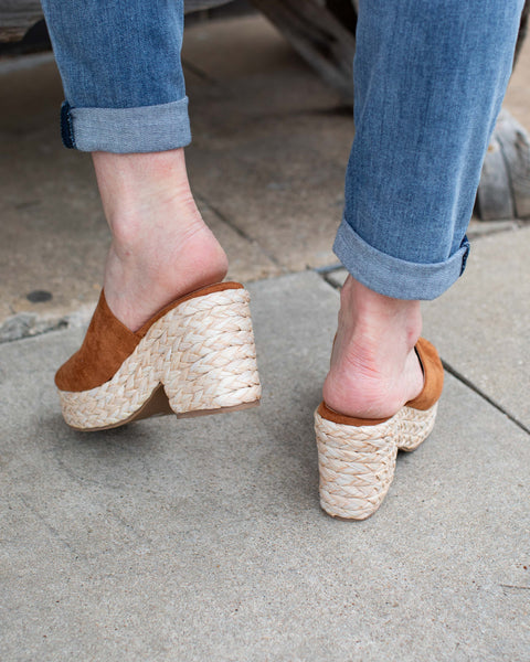 SOLSTICE ESPRDRILLE WEDGE BY CORKY'S - COGNAC