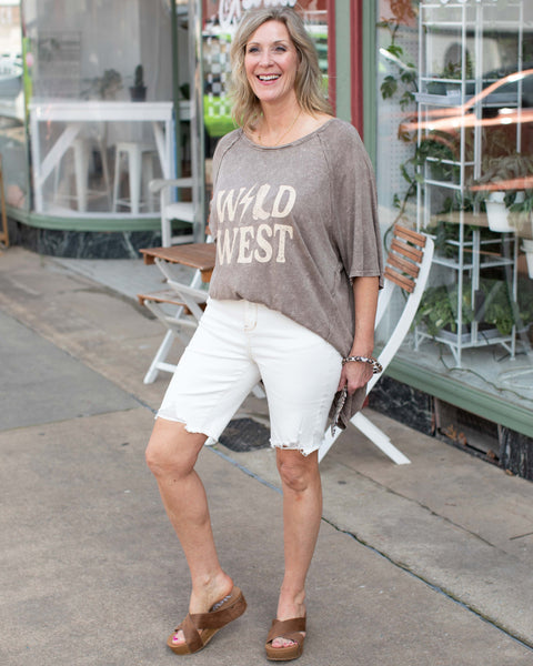 WILD WEST HI-LOW WASHED GRAPHIC TOP