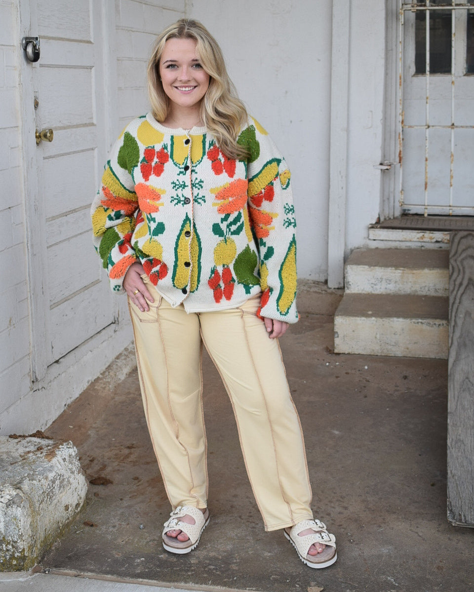 カーディガン vegetable cream cardigan Lovelace Vegetable Print Oversized Cardigan | Vintage-Inspired
