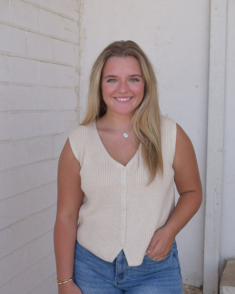 DARLEEN V-NECK SWEATER VEST - CREAM