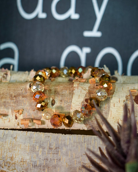 TOPAZ GLASS BEADED STRETCHY BRACELET - Salty Lime Boutique