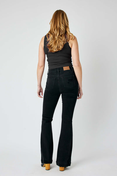 HW TUMMY CONTROL FLARE JEANS BY JUDY BLUE
