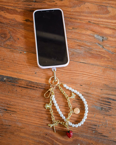 PEARL & STRAWBERRY CHARMS CHUNKY PURSE CHAIN