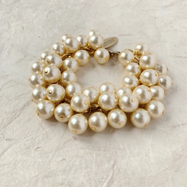 ICONIC PEARL CLUSTER BRACELET