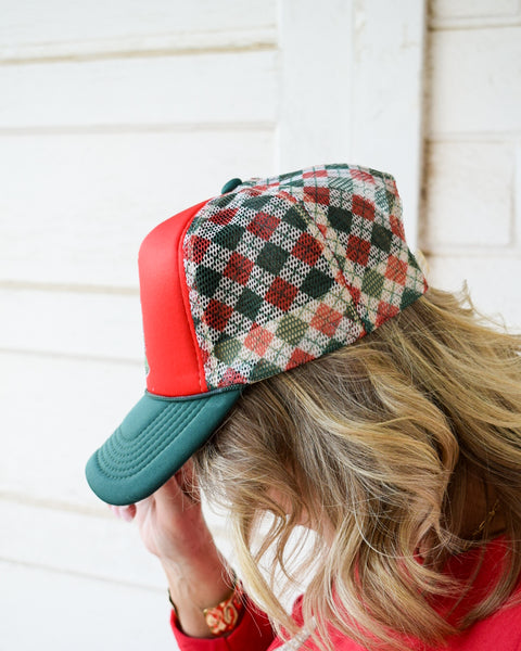 SEQUINS CHRISTMAS TREE TRUCKER HAT -GREEN & RED ARGLYE