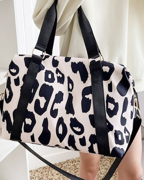 TAKE ME AWAY LEOPARD PRINT DUFFLE BAG - 2 COLORS