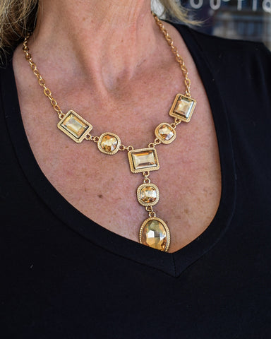 MAKE A STATEMENT NECKLACE - GOLD