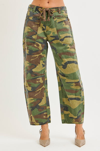 CAMO CROP BARREL JEANS BY RISEN