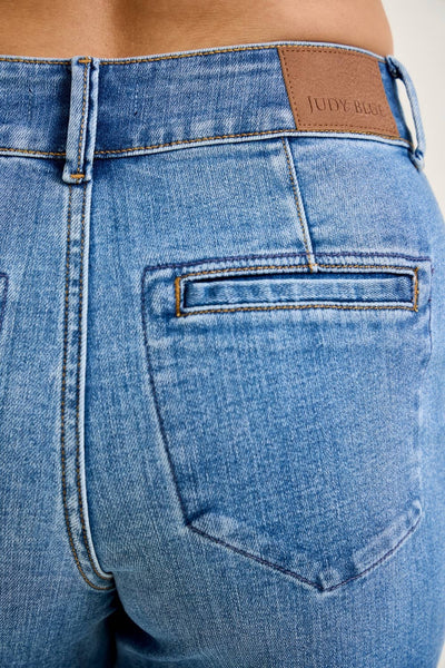 HIGH RISE COLUMN TROUSER LEG JEAN BY JUDY BLUE - MEDIUM WASH - REG/CURVY - Salty Lime Boutique