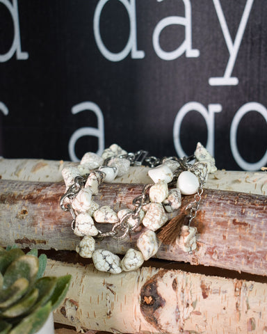 HOWLITE STONE TOGGLE BRACELET