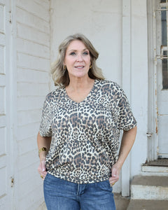 LEOPARD PRINT SHORT SLEEVE TEE