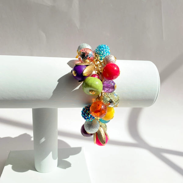 COLORFUL BEADED CHARM BRACELET