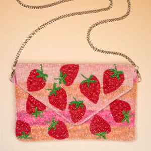 seed bead strawberry pattern HANDMADE SEED BEAD STRAWBERRY CLUTCH – Salty Lime Boutique