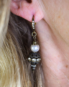 VINTAGE PEARL & GLASS BEAD EARRINGS