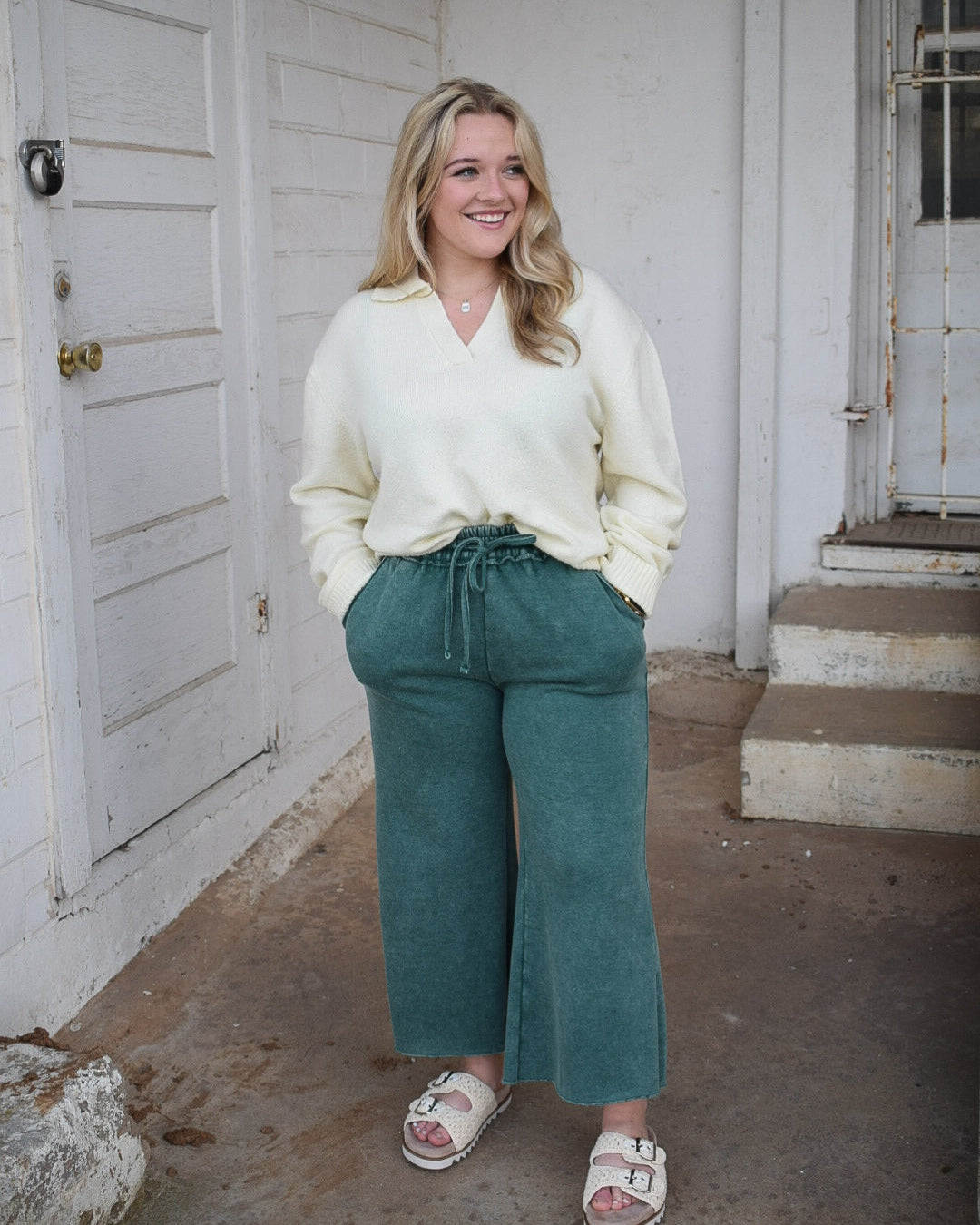 ACID WASH CROPPED FLEECE PALAZZO SWEATPANTS - DK GREEN REG/CURVY