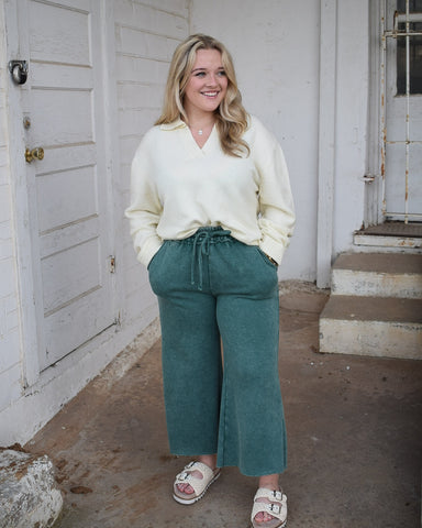 ACID WASH CROPPED FLEECE PALAZZO SWEATPANTS - DK GREEN REG/CURVY