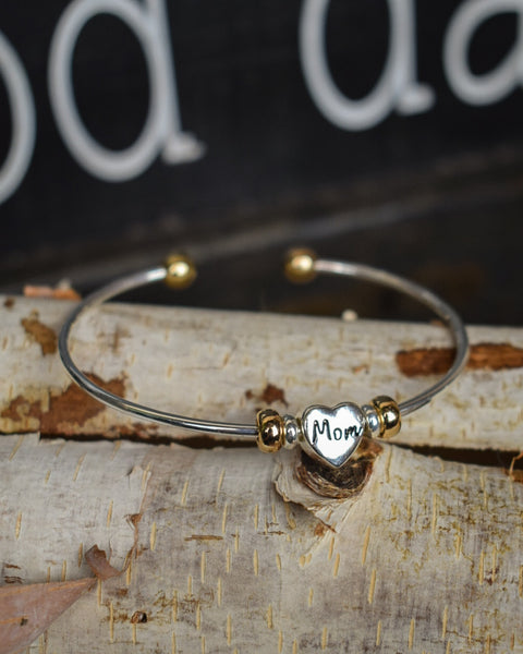 CELEBRATING THE MOMS HEART CHARM BRACELET  - SILVER