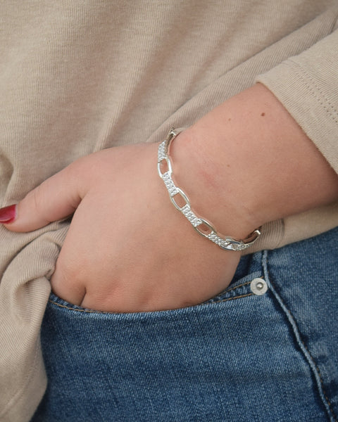LITTLE BIT CRYSTAL HINGE BRACELET - 2 COLORS