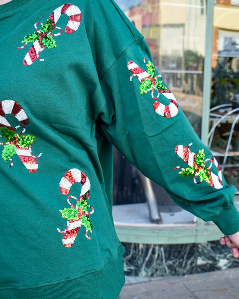 UNDER THE MISTLETOE SWEATSHIRT - HUNTER GREEN