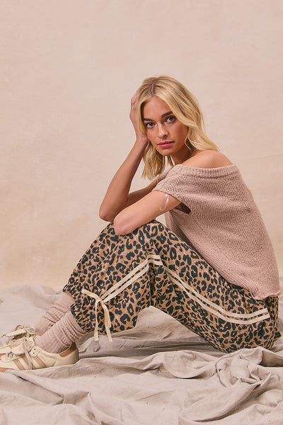 LEOPARD PRINT JOGGER PANT