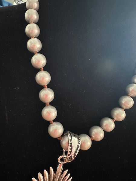 SACRED HEART CHUNKY NECKLACE - SILVER - Salty Lime Boutique