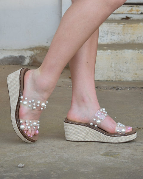 LOOK WHO’S HERE BY CORKYS - Salty Lime Boutique