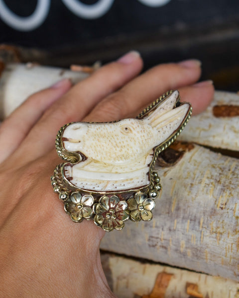 DONKEY HAND CARVED RING - SILVER