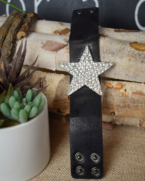 STAR WITH RHINESTONES LEATHER CUFF BRACELET - SILVER