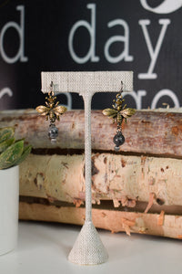 VINTAGE BEE & STONE BEAD EARRINGS