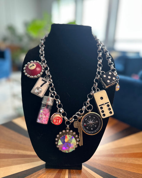 DOMINO EFFECT NECKLACE