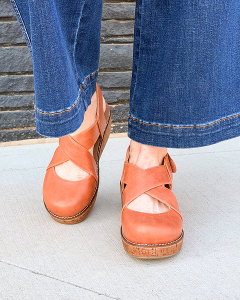 Corkys Bring It In Wedge - Cognac