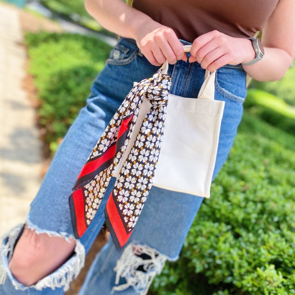 FOUR LEAF CLOVER SQUARE SCARF - 3 COLORS