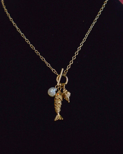 FISHY CHARM NECKLACE - GOLD - Salty Lime Boutique