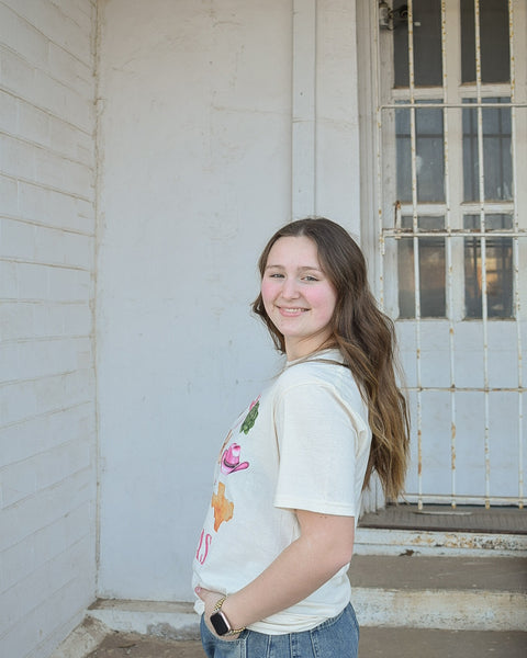TEXAS GIRLIE GRAPHIC TEE - IVORY- REG/CURVY