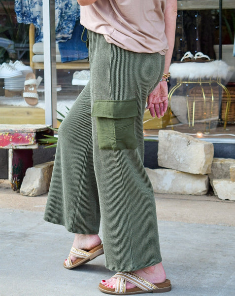 CURVY - SOLID URBAN RIBBED CASUAL PANTS - 2 COLORS