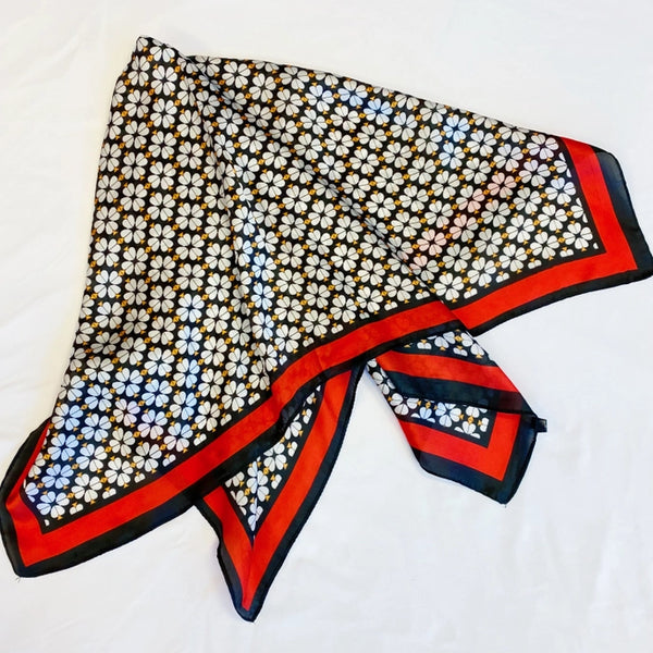 FOUR LEAF CLOVER SQUARE SCARF - 3 COLORS