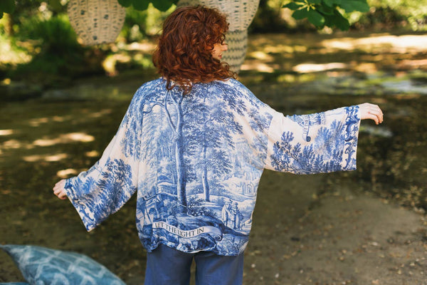LET THE LIGHT IN DUSTER CROPPED KIMONO - BLUE - ONE SIZE - Salty Lime Boutique