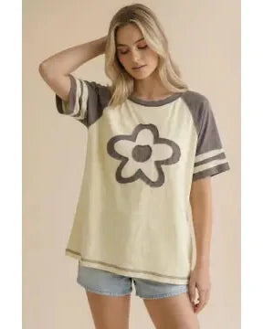 Flower Patch Short Sleeve Color Block Top - Grey - Reg/Curvy - Salty Lime Boutique