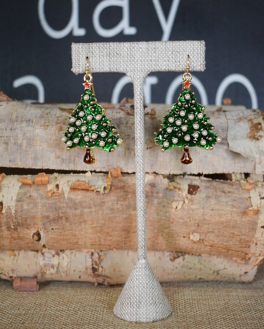CHRISTMAS TREE WITH PEARLS EARRINGS - GREEN
