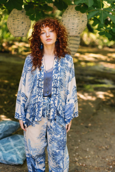 LET THE LIGHT IN DUSTER CROPPED KIMONO - BLUE - ONE SIZE - Salty Lime Boutique