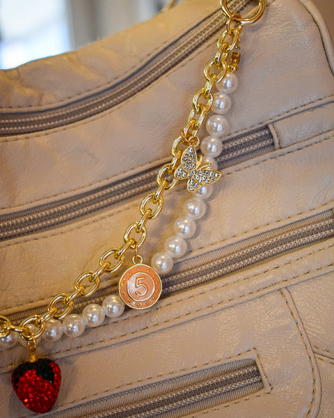 PEARL & STRAWBERRY CHARMS CHUNKY PURSE CHAIN