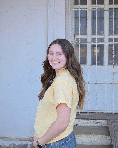 FLORAL CHICKEN GRAPHIC TEE- RED - CURVY - Salty Lime Boutique