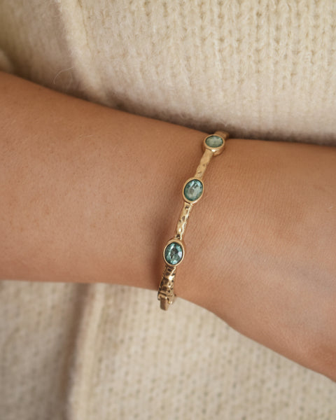 SAMANTHA HINGED HAMMERED MATTE GOLD BRACELET - 6 GEM COLORS - Salty Lime Boutique