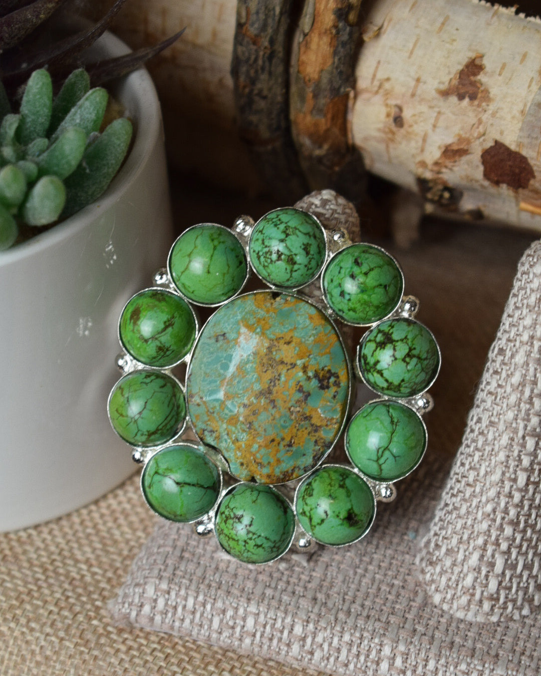 OVAL FLOWER RING - TURQUOISE