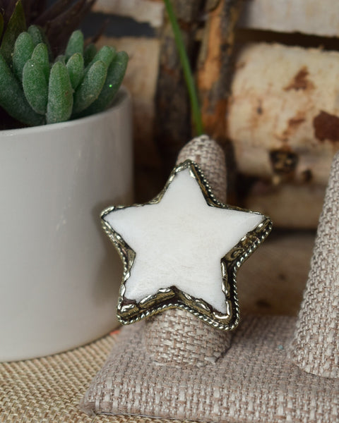 WHITE STAR CARVED RING - SILVER