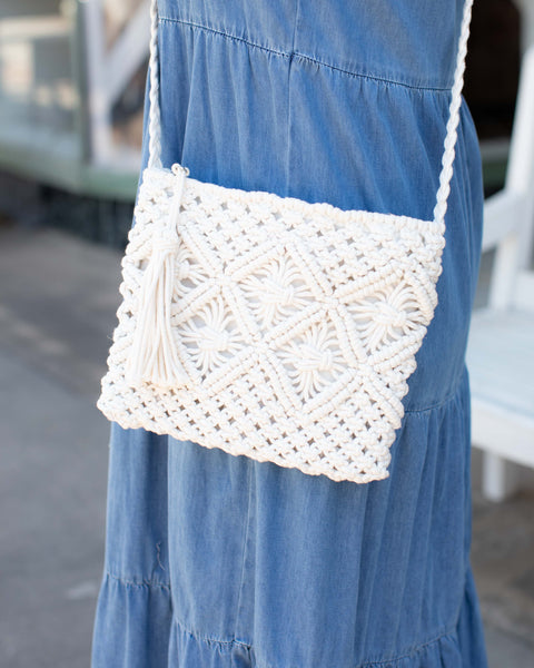 WOVEN BOHEMIAN TASSEL CROCHET SHOULDER BAG - CREAM