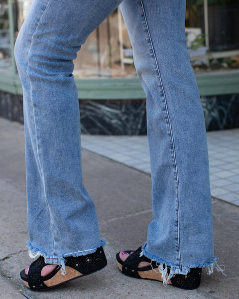 HW DOUBLE-BUTTON BOOTCUT - JUDY BLUE