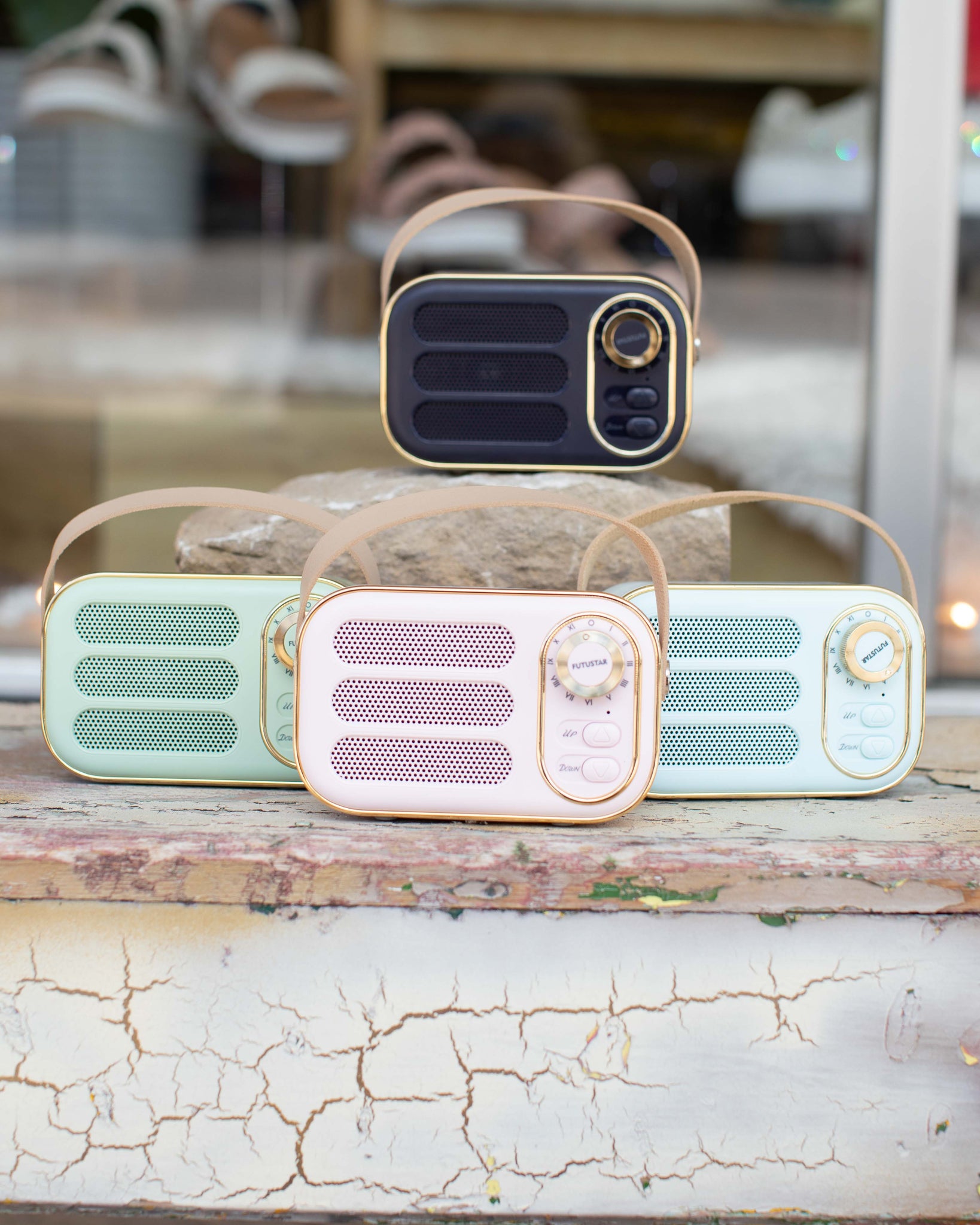 RETRO RADIO BLUETOOTH SPEAKER - 5 COLORS