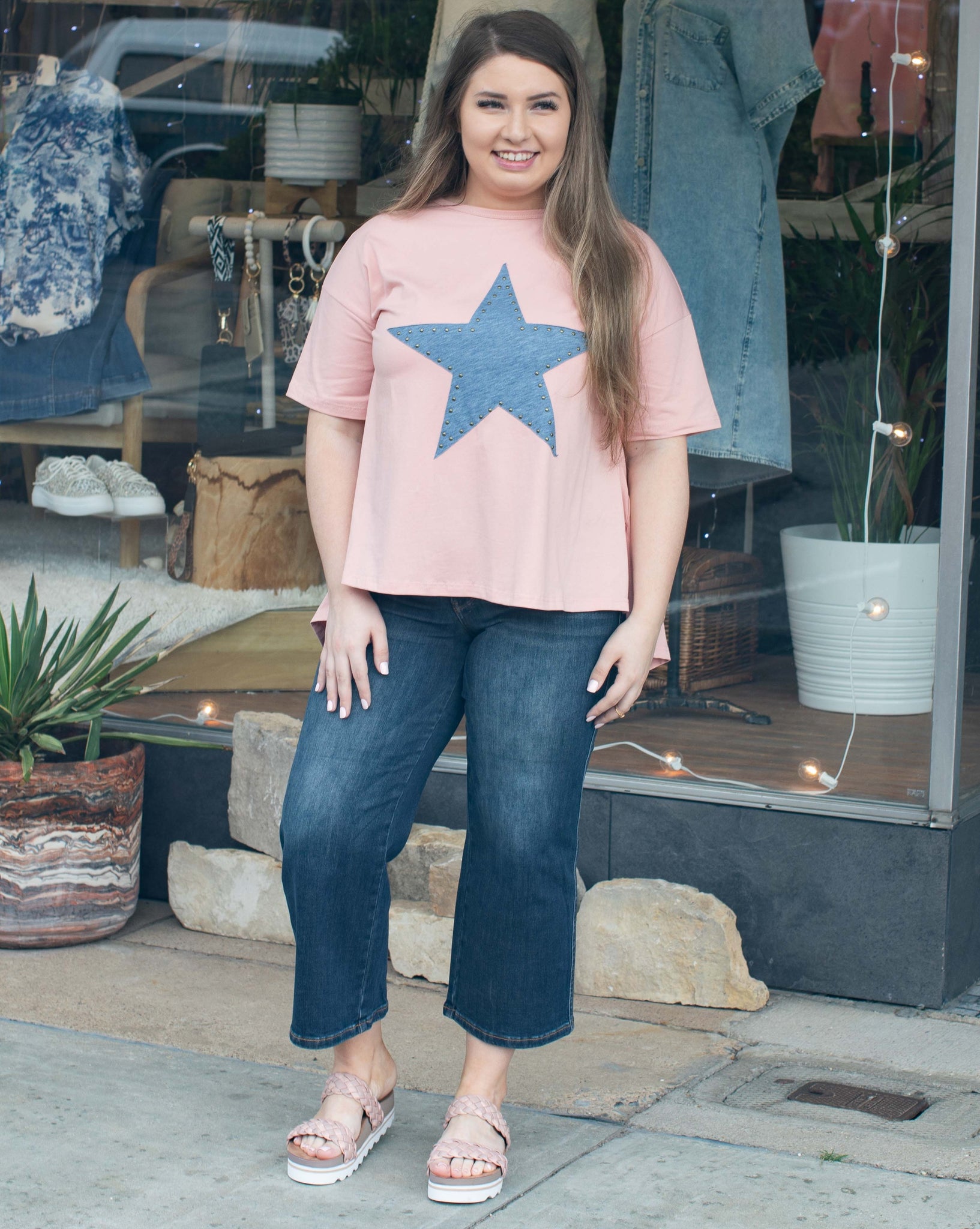 SHINE ON STAR PATCH GRAPHIC TEE